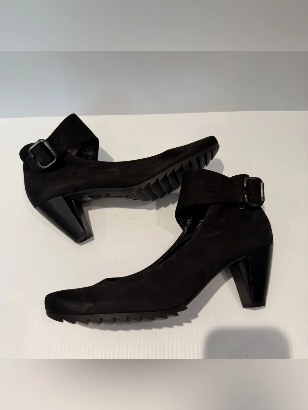 Paul Green Women's Black Suede Heels Round Toe Heels with Buckle Strap